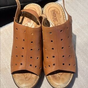 Born Tan Leather Women's Sandals